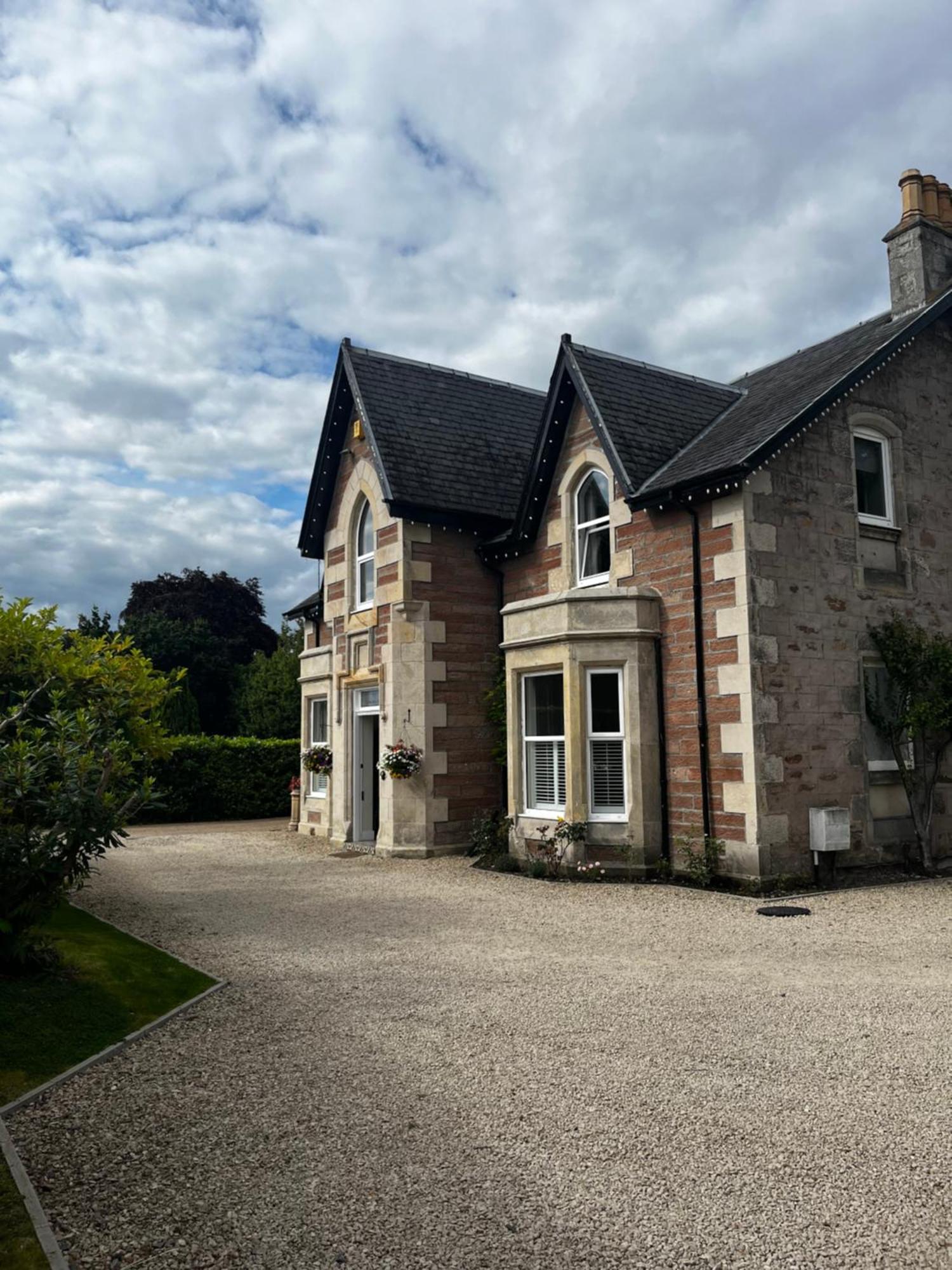 Beinn Mhor Lodge, 63 Culduthel Road Inverness Exterior photo